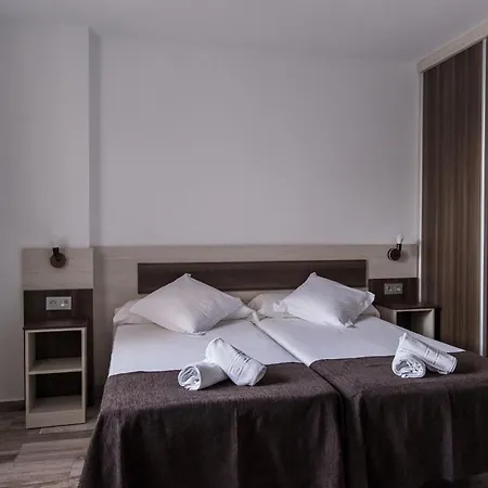 ゲストハウス Meson La 4*